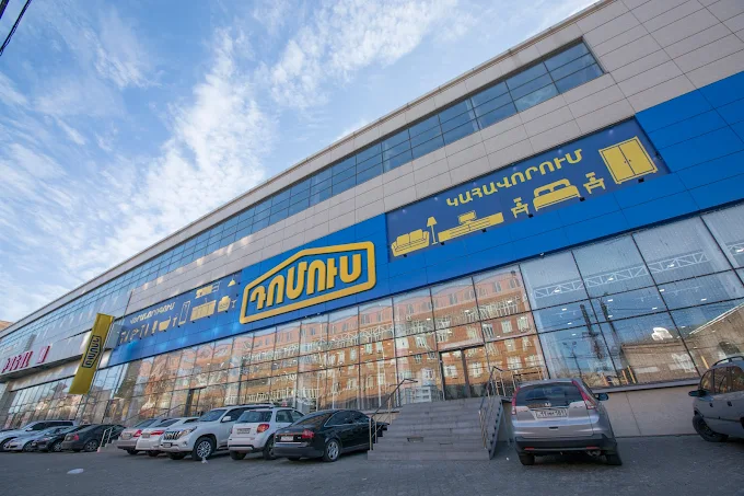 Դավիթ Անհաղթի փ․, 8